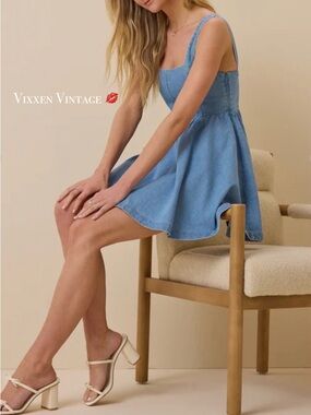 GAP SQUARE NECK CAMI CHAMBRAY FIT & FLARE MINIDRESS IN LIGHT WASH